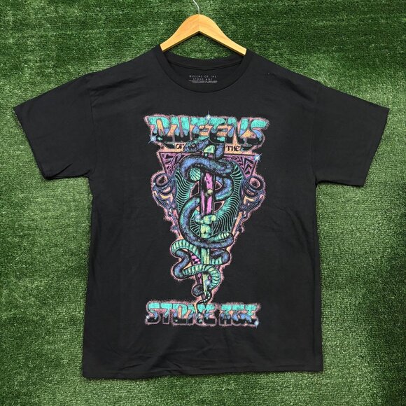 Queens of the Stone Age Dagger Rock Band T-Shirt Size Large - Picture 1 of 4